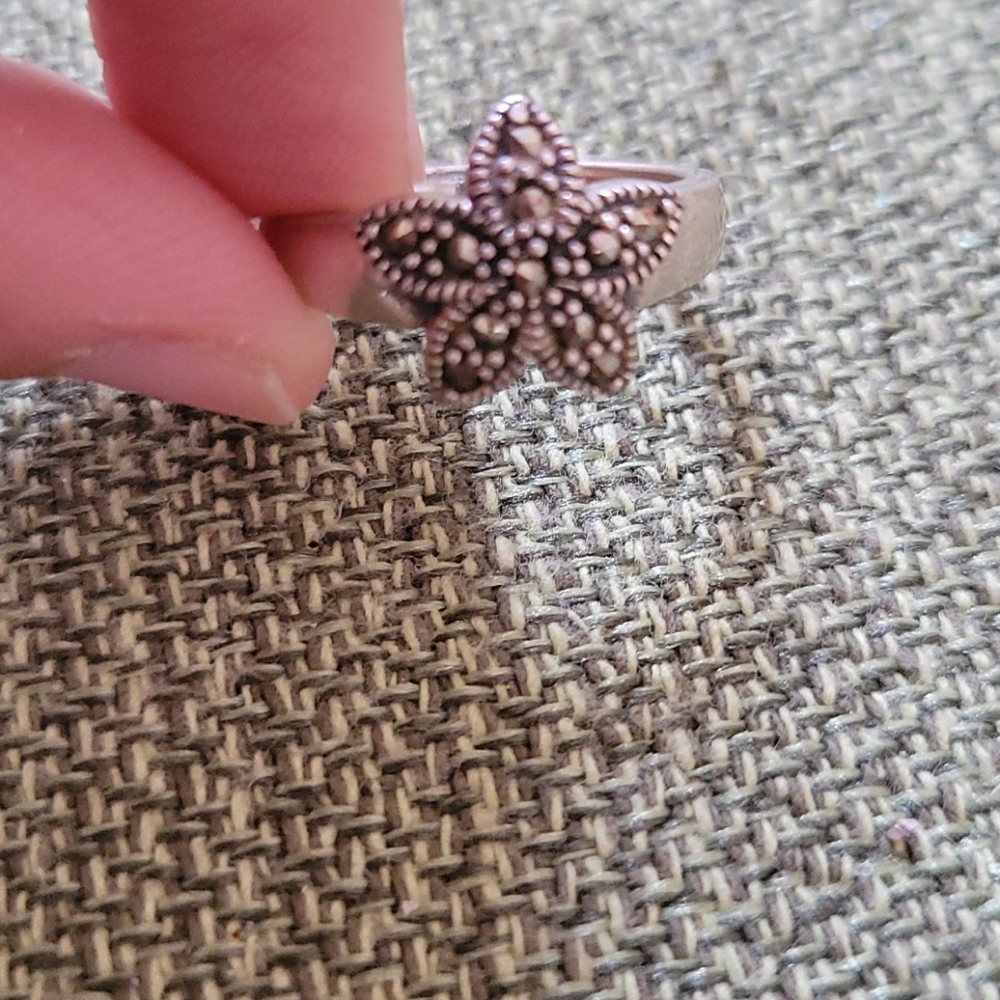Star silver ring - Picture 4 of 4